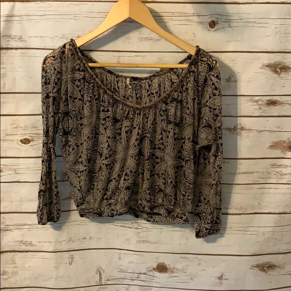 Free people women’s floral quarter sleeve crop top